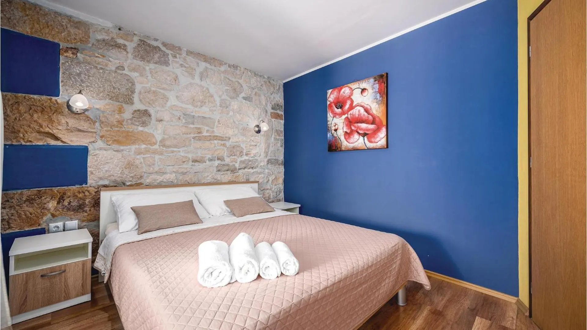 Nice Apartment In Baderna With Kitchen